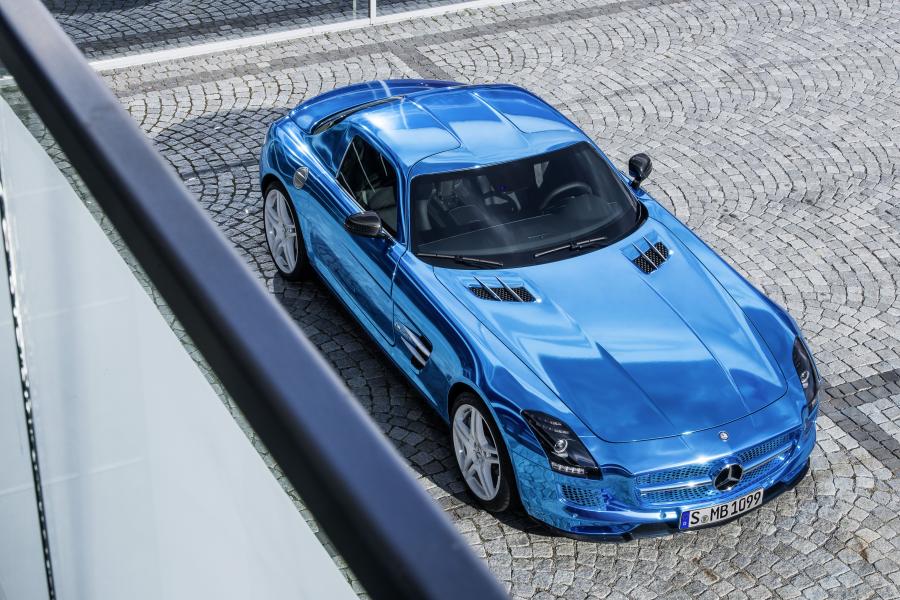  Mercedes-Benz SLS AMG Electric Drive concept 2012 года  (фото 7 из 30)